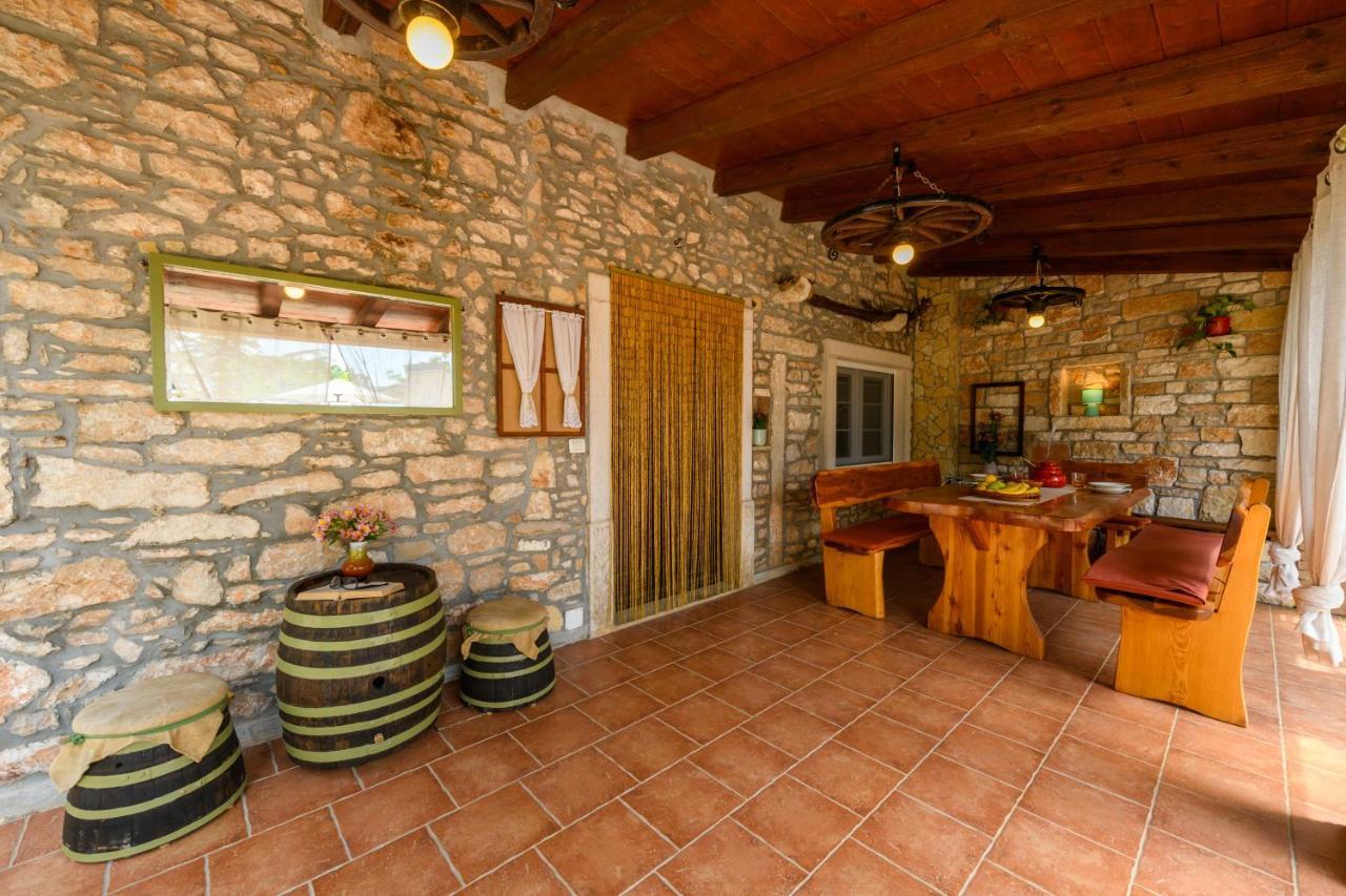 Rustic Istrian House Varesco Krnica Extérieur photo