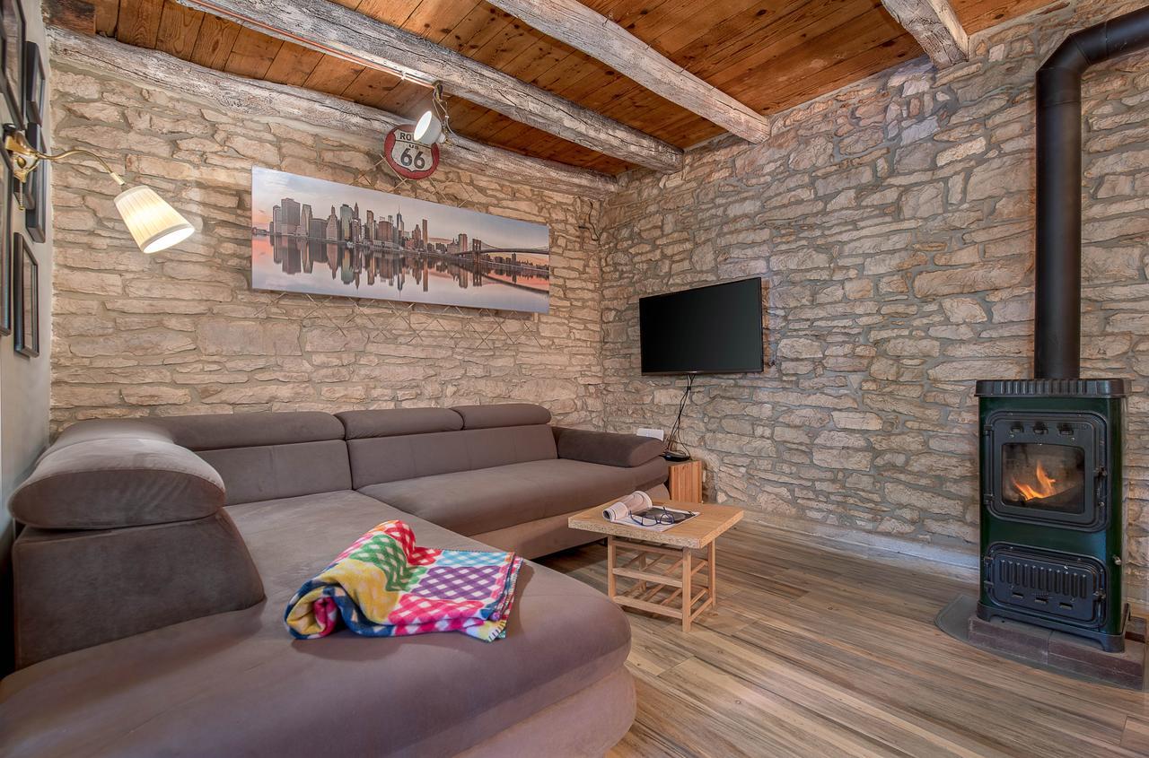 Rustic Istrian House Varesco Krnica Extérieur photo